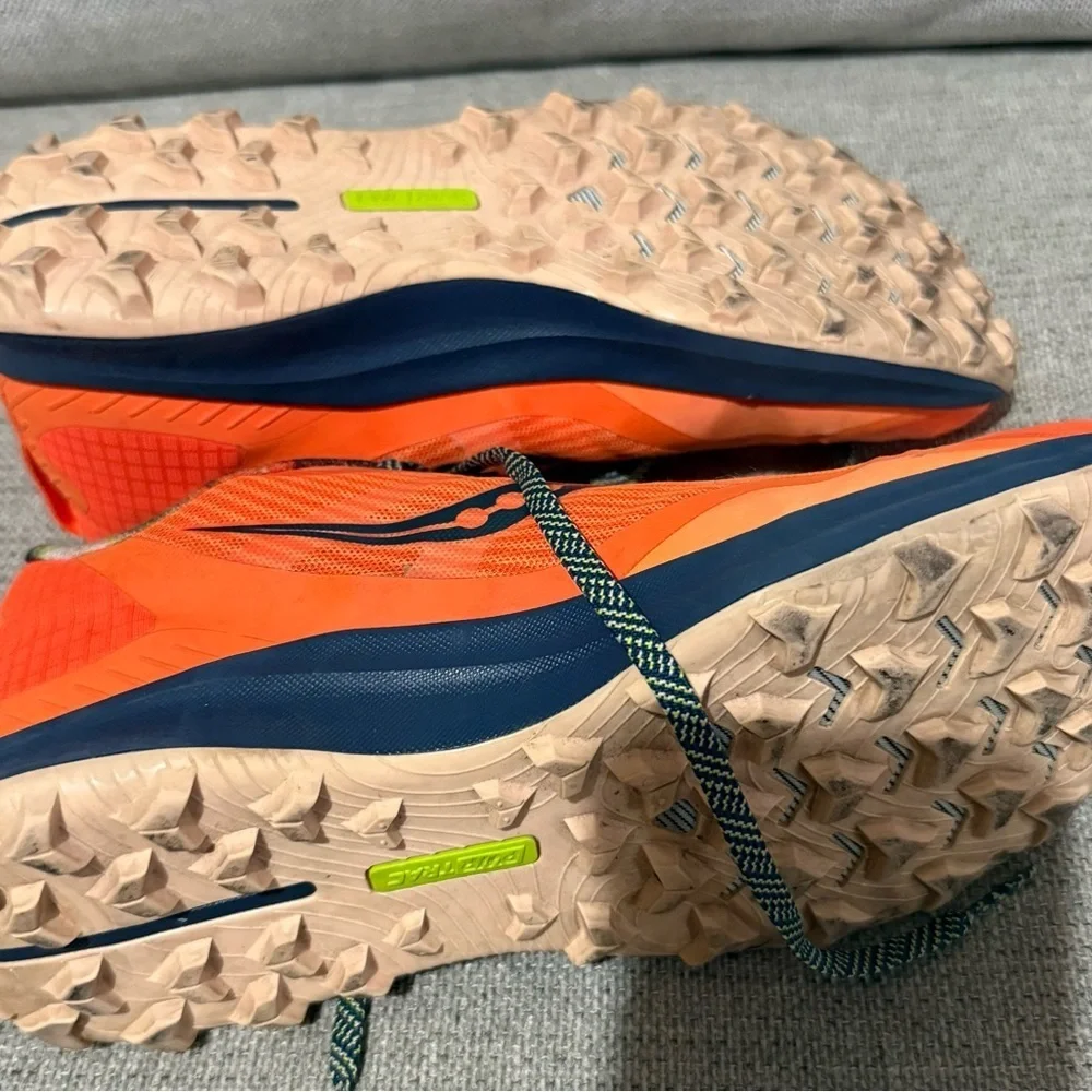 Saucony women Vibrant Orange and Blue Athletic Shoes